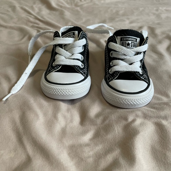 *SOLD* Converse Baby Shoes - Picture 1 of 5